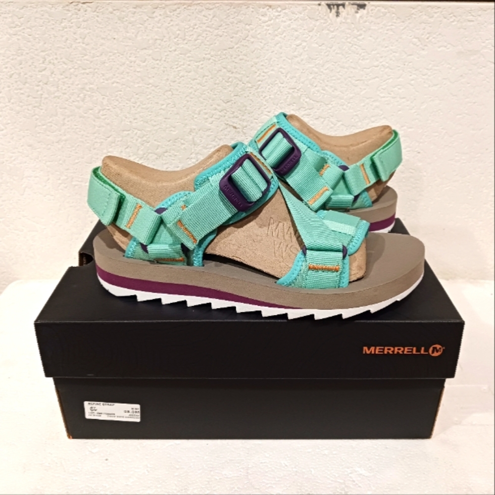 Merrell - Picture 1 of 4